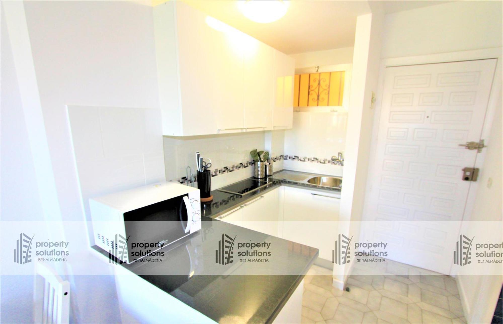 426 Estudio En Minerva Apartamentos - Vista Al Jardin - Piscina Y Playa Беналмадена Екстериор снимка