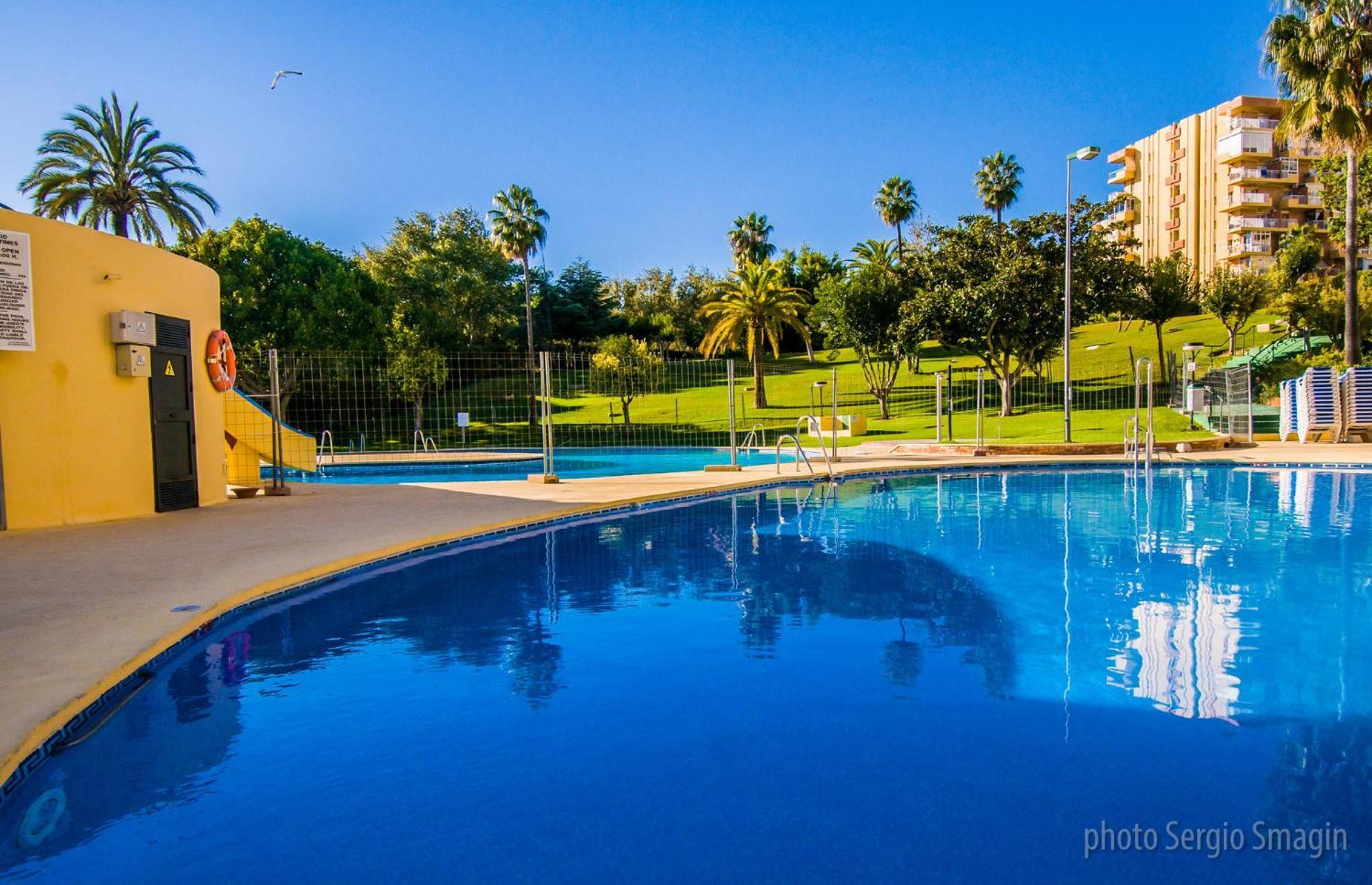426 Estudio En Minerva Apartamentos - Vista Al Jardin - Piscina Y Playa Беналмадена Екстериор снимка