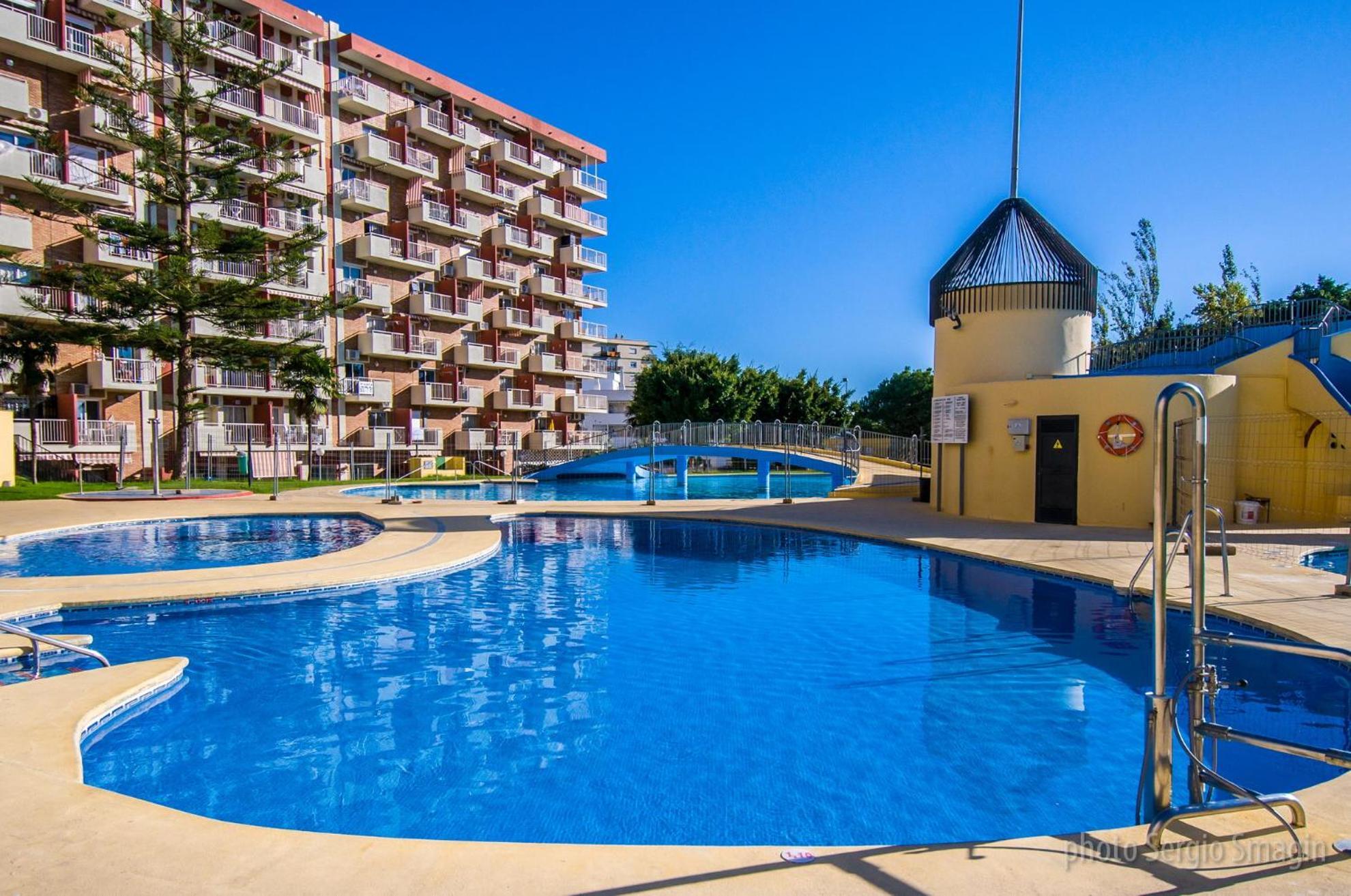 426 Estudio En Minerva Apartamentos - Vista Al Jardin - Piscina Y Playa Беналмадена Екстериор снимка